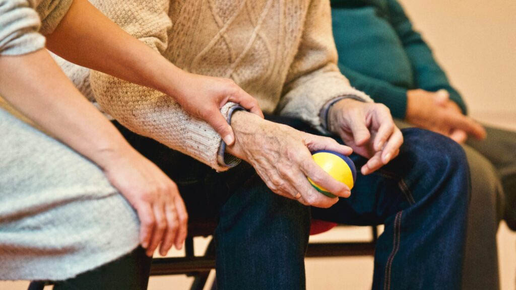 Five Tips for Alzheimer’s Caregivers